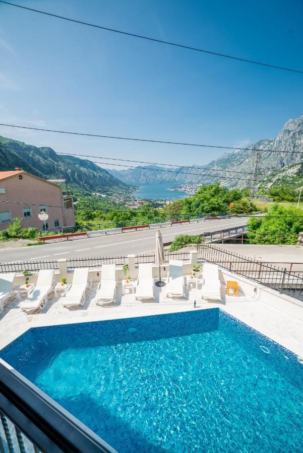Boka Bay 2 Leilighet Kotor Eksteriør bilde